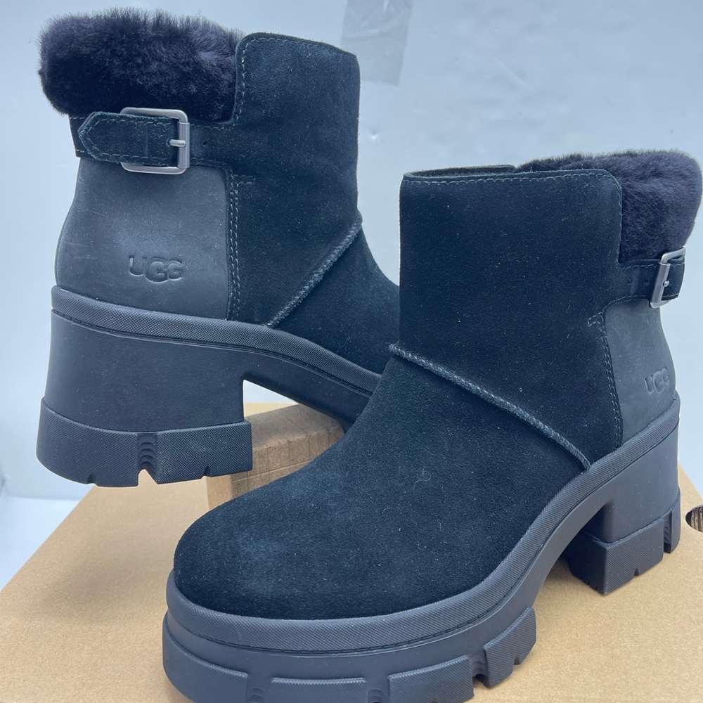 UGG Women's Black Winter Boots
W BROOKLYN BUCKLE PLATFORM HIGH HEELS BOOTS BLACK - Picture 7 of 16
